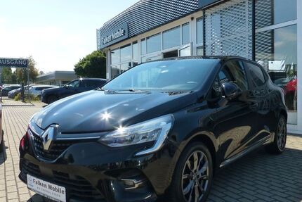 Renault Clio 114.767 km 8.990 &euro; Aschersleben 06449