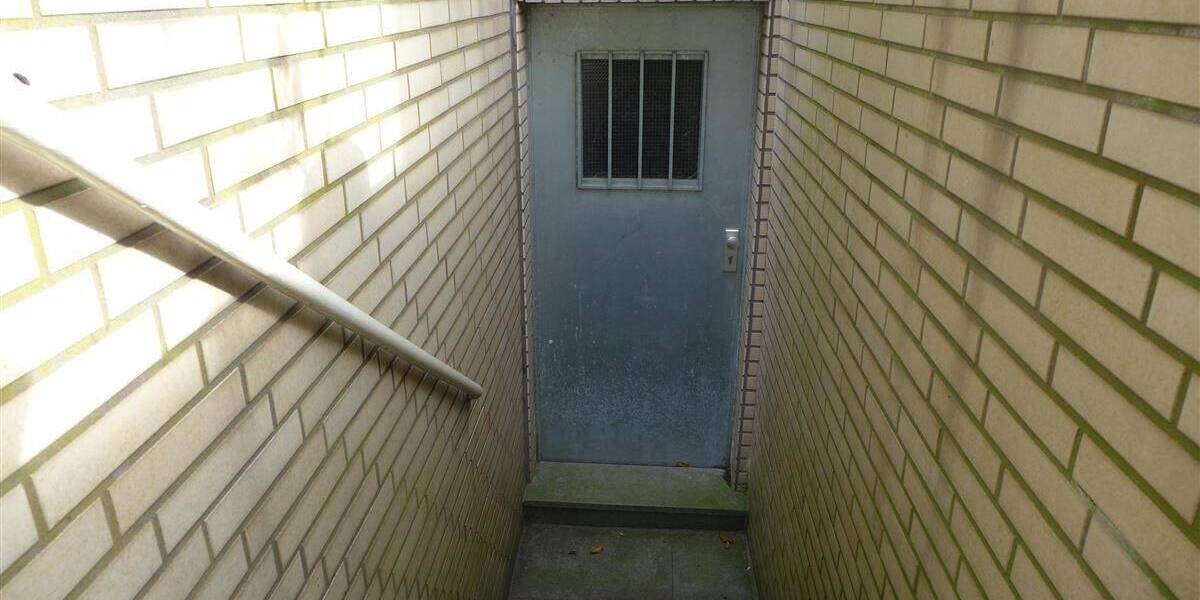 Mehrfamilienhaus, Wohnhaus Düsseldorf Lierenfeld - 9 Zimmer, 202 m&sup2;, 488.000&euro; | Angebot:26247298