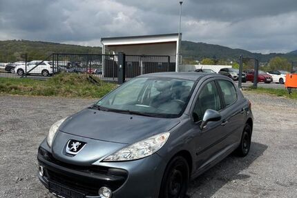 Peugeot 207 221.000 km 999 € Kottenheim 56736