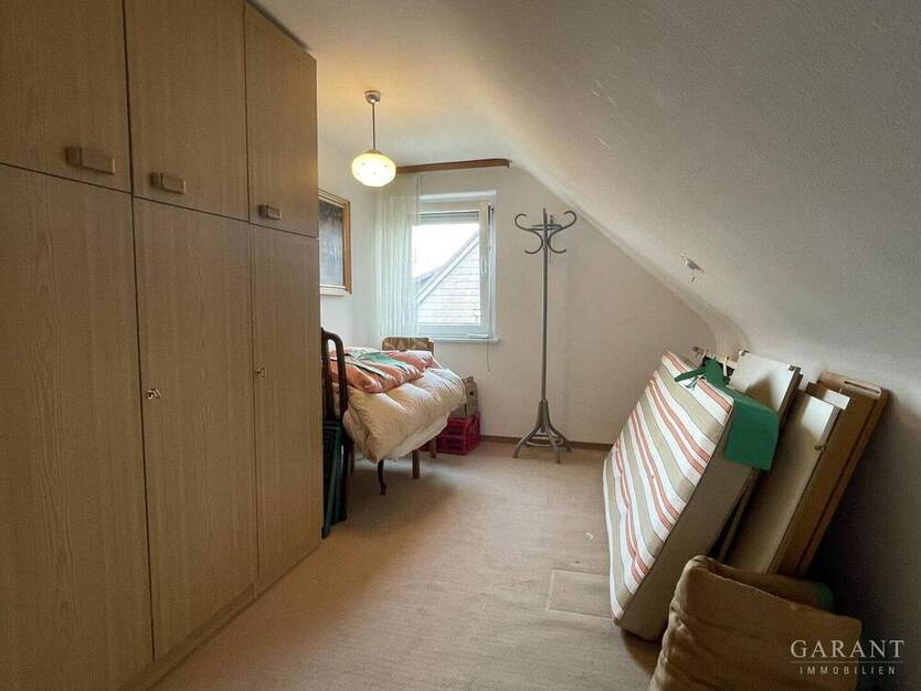 Ihr neues Zuhause erwartet Sie - Dreifamilienhaus mit viel Platz und Gestaltungsspielraum!