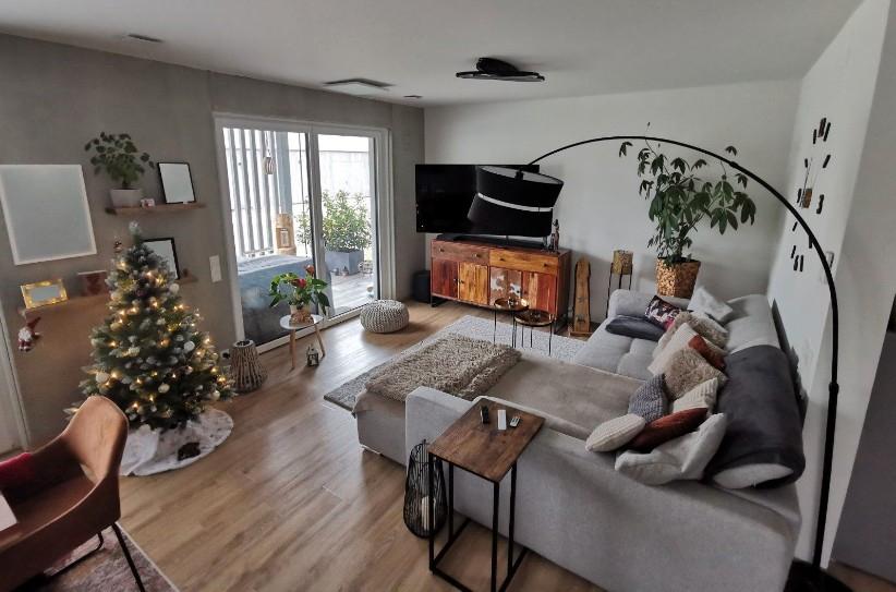 Moderne 88qm große Erdgeschosswohnung mit Einbauküche und Garage 3.5 zimmer