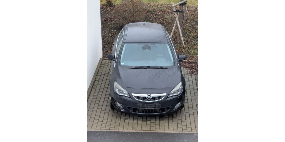 Opel Astra 188.000 km 2.290 &euro; Bad Königshofen i. Gr. 97631