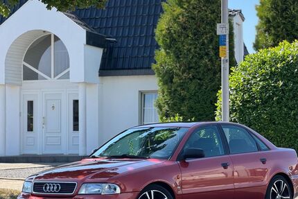 Audi A4 134.912 km 790 &euro; Jülich 52428