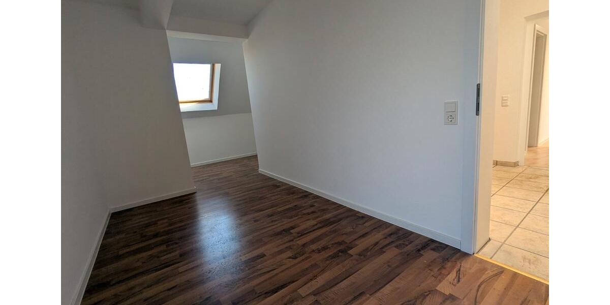 Einfamilienhaus Saarlouis - 4 Zimmer, 122 m&sup2;, 290.000&euro; | Angebot:26196815