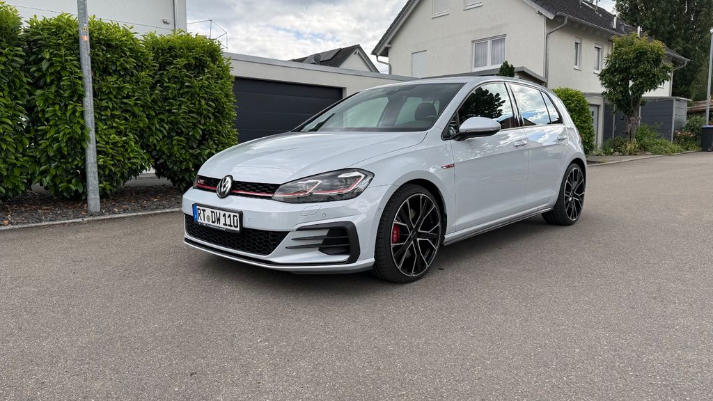 VW Golf 80.700 km 23.990 &euro; Reutlingen 72768