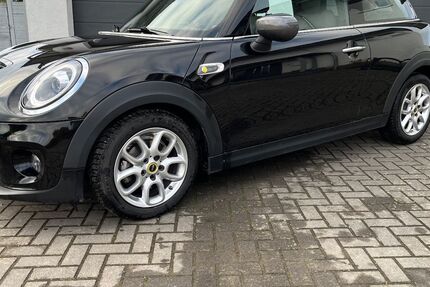 Mini Cooper SE 49.999 km 15.490 &euro; Neu- Eichenberg 37249