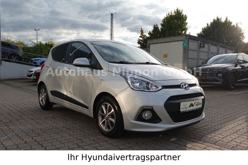 i10