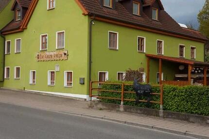 Haus Röttenbach - 7 Zimmer, 220 m&sup2;, 780.000&euro; | Angebot:24743624