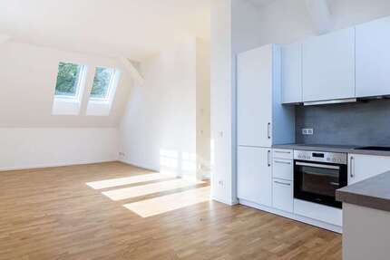 Wohnung zum Mieten in Beelitz-Heilstätten 1.915 € 147.3 m²