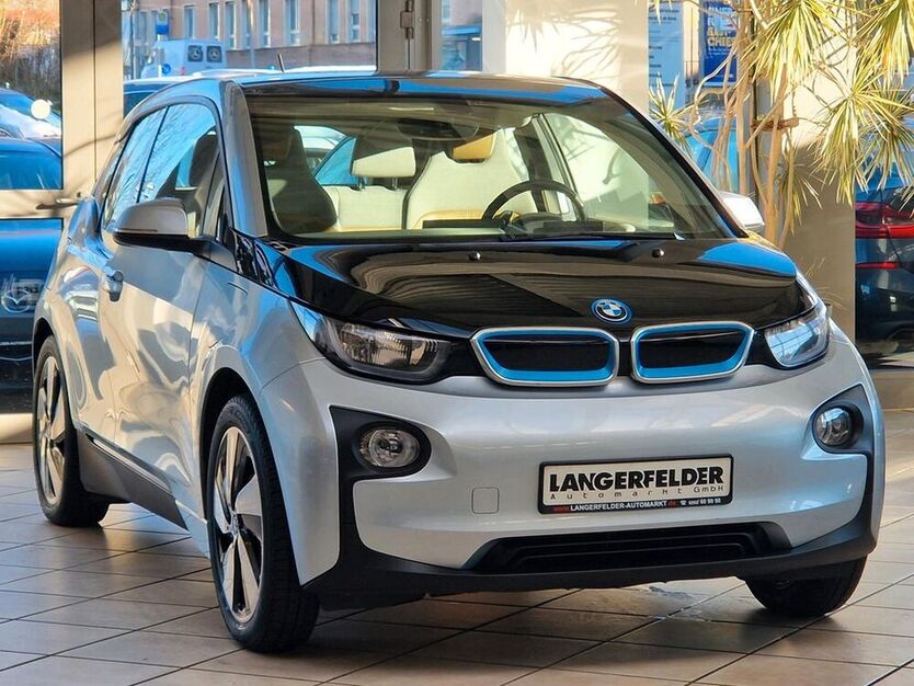 i3