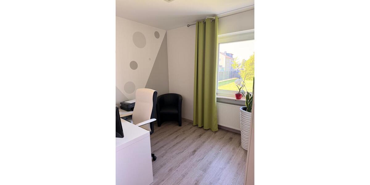Einfamilienhaus Altenstadt an der Waldnaab - 6 Zimmer, 160 m&sup2;, 560.000&euro; | Angebot:26693100
