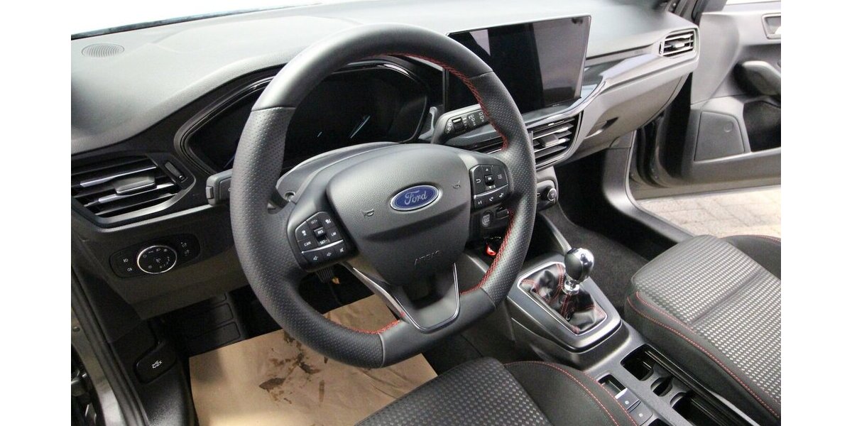 Ford Focus Turnier Mild-Hybrid ST-Line LED+NAVI+ACC 11.904 km 22.500 &euro; Hagenow 19230