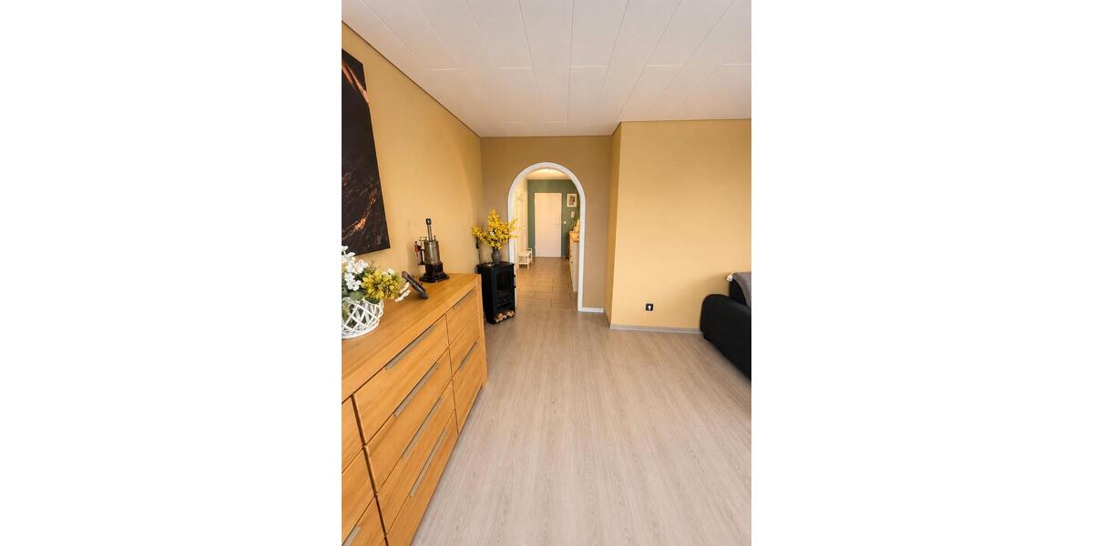 Etagenwohnung Singen (Hohentwiel) - 3.5 Zimmer, 88 m&sup2;, 279.000&euro; | Angebot:26987295