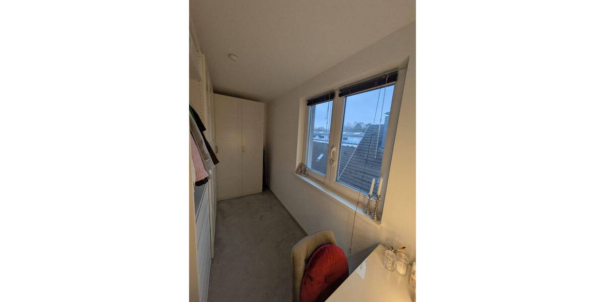 Reihenmittelhaus Quickborn - 4 Zimmer, 123 m&sup2;, 1.700&euro; | Angebot:26188528