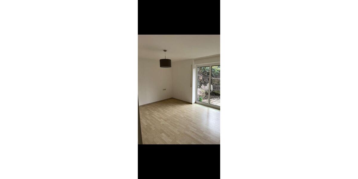 Etagenwohnung Durmersheim - 2 Zimmer, 65 m&sup2;, 1.080&euro; | Angebot:26222428