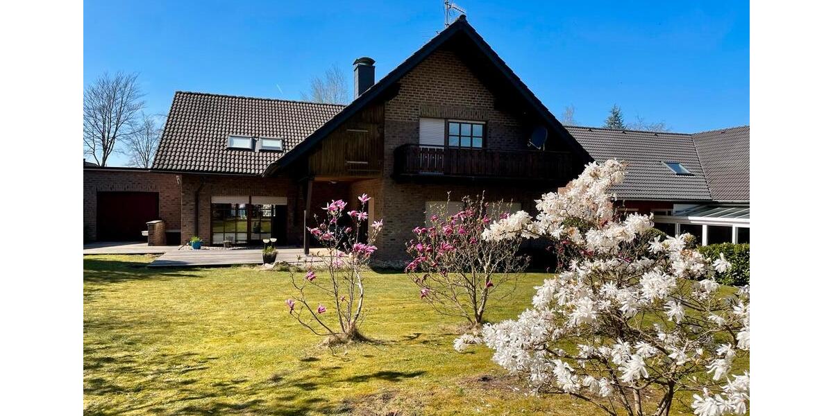 Einfamilienhaus Roetgen - 8 Zimmer, 250 m&sup2;, 639.000&euro; | Angebot:24865556