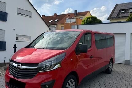 Opel Vivaro 76.000 km 13.250 &euro; Frankfurt am Main 60315