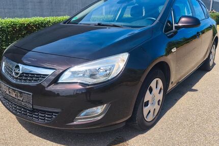 Opel Astra 153.000 km 2.990 &euro; Jettingen-Scheppach 89343