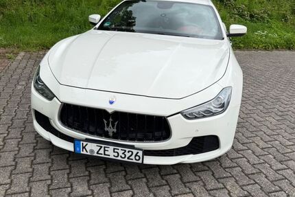 Maserati Ghibli 195.455 km 21.490 &euro; Köln 51149