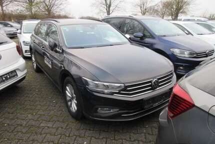 VW Passat Variant Business 1.5 TSI DSG NAVI LED KAMER