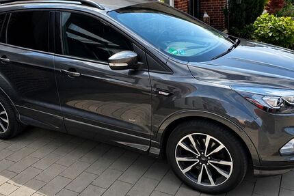 Ford Kuga 149.000 km 14.900 &euro; Metelen 48629