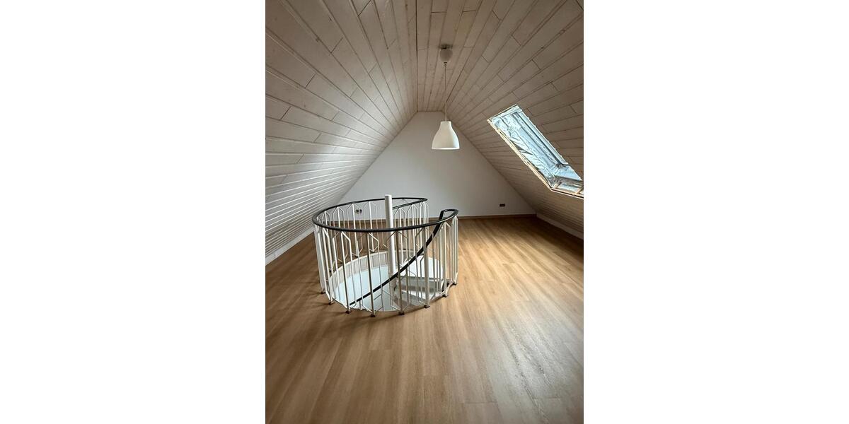 Einfamilienhaus Uersfeld - 5 Zimmer, 135 m&sup2;, 980&euro; | Angebot:24383990