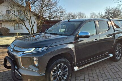 Mitsubishi L200 97.350 km 31.990 &euro; Großheirath-OT Rossach 96269