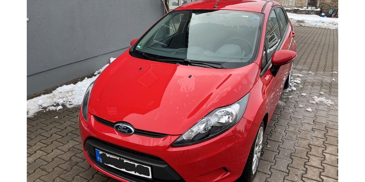 Ford Fiesta 30.384 km 4.500 &euro; Giebelstadt - Essfeld 97232