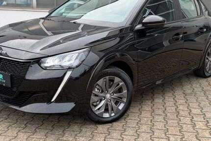 Peugeot 208 9.209 km 15.230 &euro; Magdeburg 39110