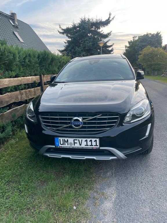 Volvo XC60 248.000 km 14.750 € Potsdam 14476