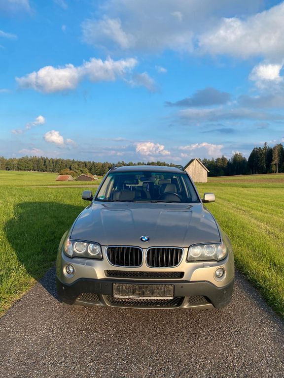 BMW X3 242.600 km 5.650 € Simmersfeld 72226