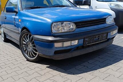 VW Golf 83.000 km 3.950 &euro; Carlsberg 67316