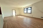 Dachgeschoßwohnung Bad Rodach - 3 Zimmer, 98 m&sup2;, 600&euro; | Angebot:26095511