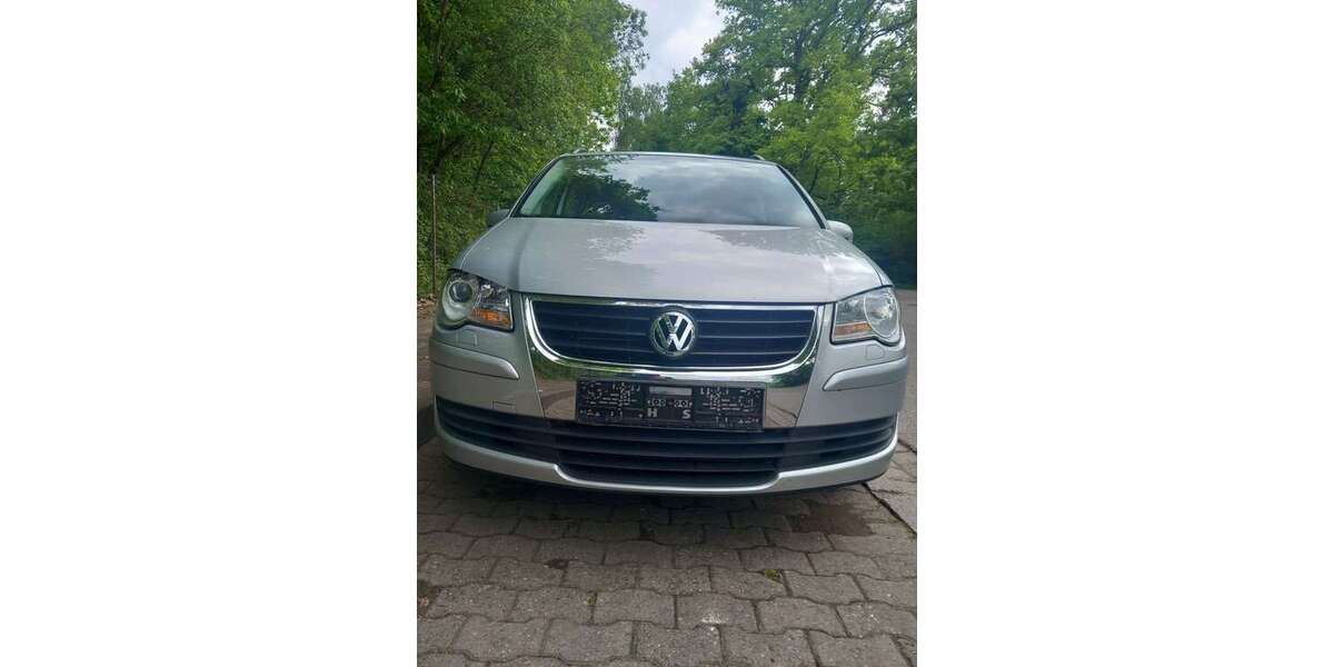 VW Touran 186.500 km 6.000 &euro; Neustadt 91413