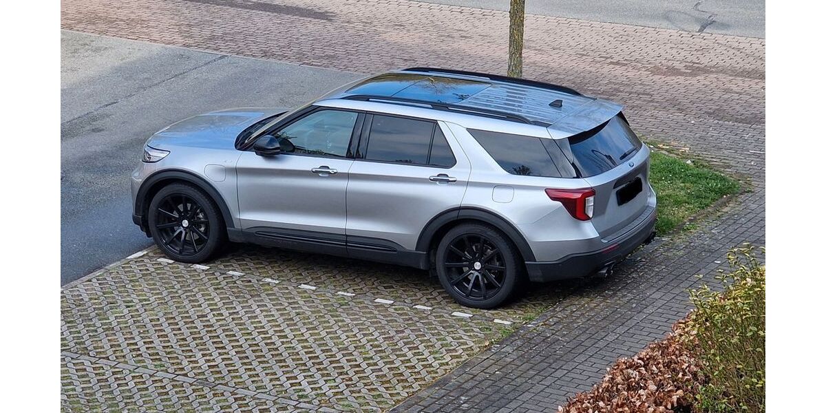 Ford Explorer 27.000 km 49.900 &euro; Elmenhorst 23869