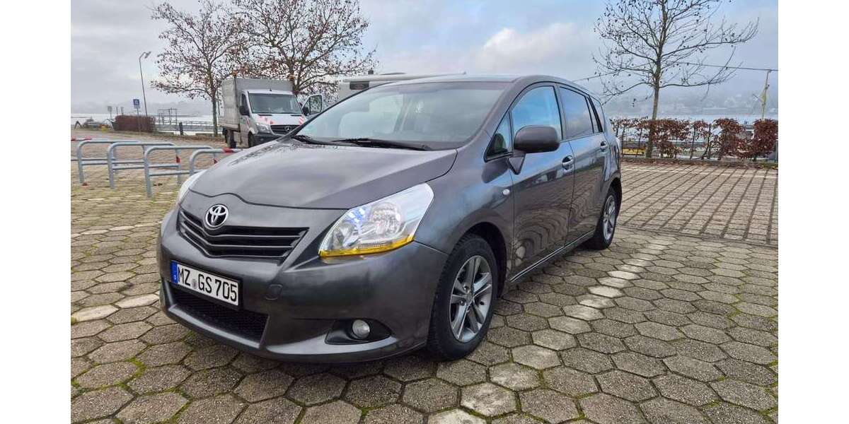 Toyota Verso 26.000 km 5.800 &euro; Mainz Finthen 55126