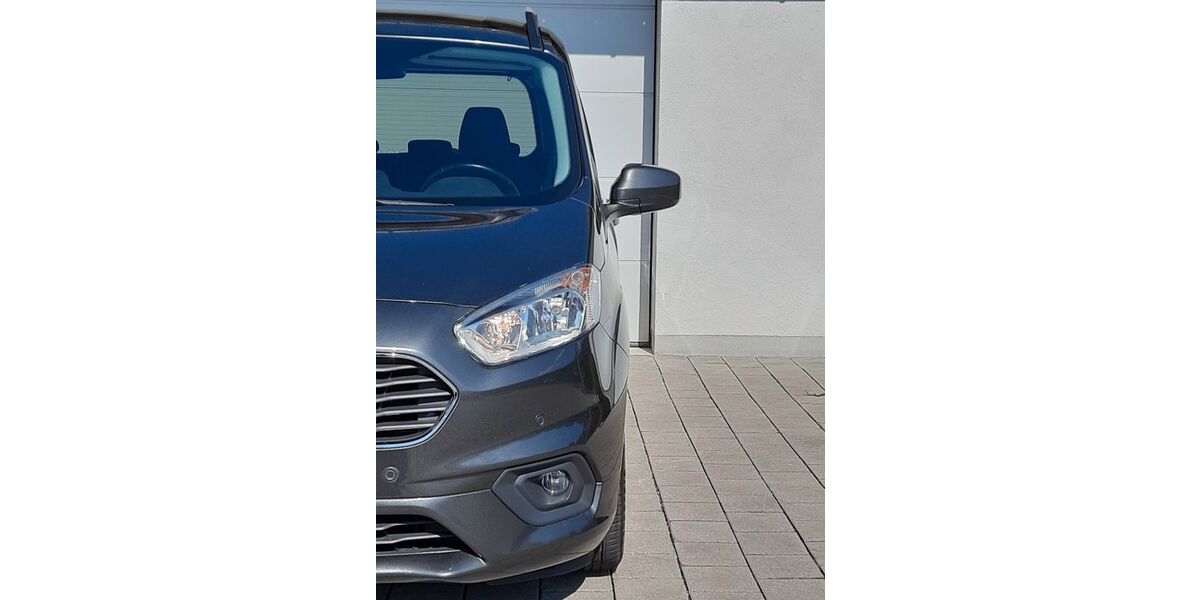 Ford Tourneo Courier 85.300 km 15.900 &euro; Kirchheim bei München 85551