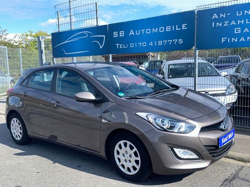 i30
