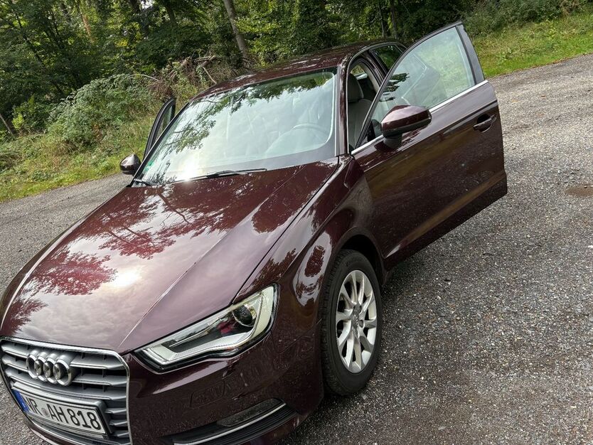 Audi A3 89.541 km 13.500 € Döttesfeld 56305