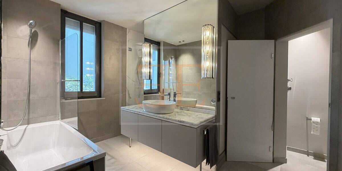 Ein Diamant an besonderer Adresse: luxuriöse Wohnrarität mit Alsterblick - Terrassenwohnung Hamburg Uhlenhorst | Angebot:26688135