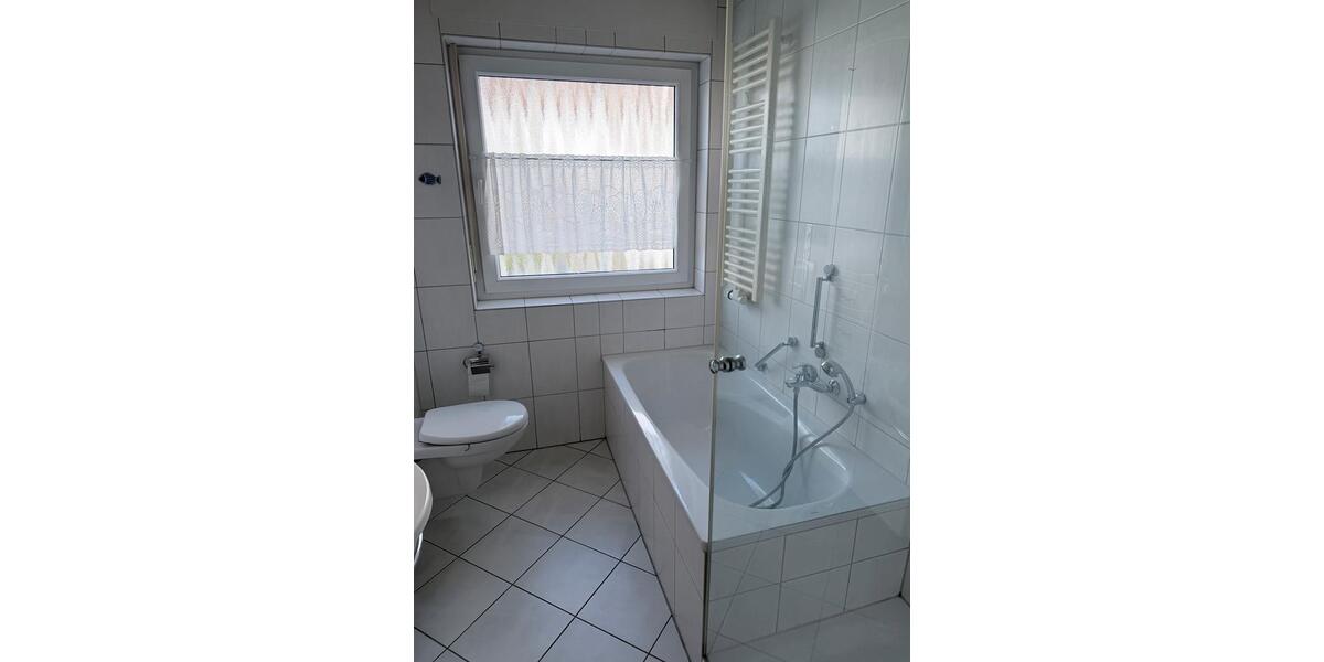 Erdgeschoßwohnung Taunusstein - 3 Zimmer, 67 m&sup2;, 950&euro; | Angebot:26049638