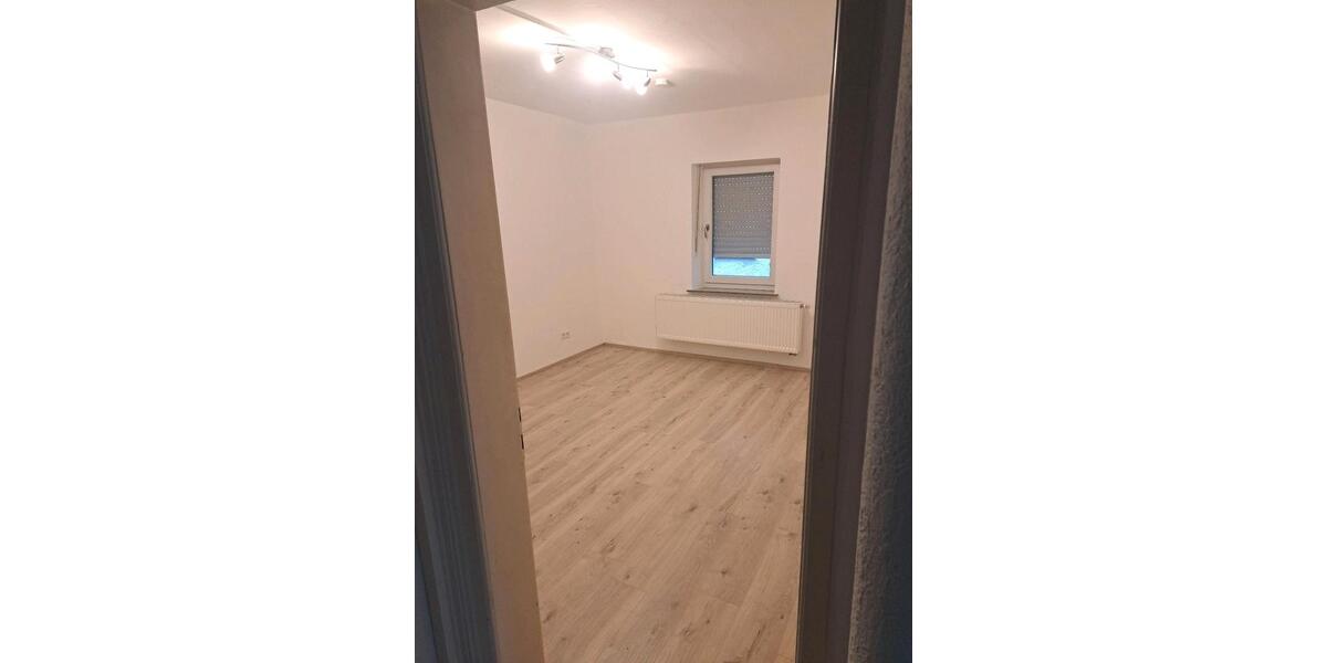 Erdgeschoßwohnung Moosburg an der Isar - 3 Zimmer, 80 m&sup2;, 1.600&euro; | Angebot:25025128