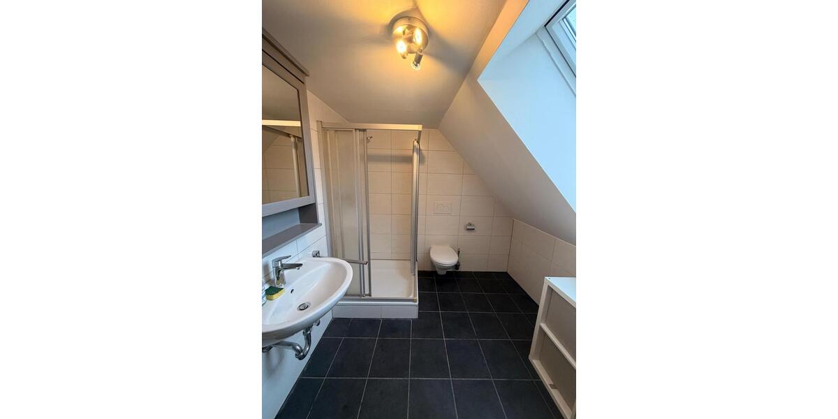 Dachgeschoßwohnung Tirschenreuth - 2 Zimmer, 65 m&sup2;, 490&euro; | Angebot:25366161