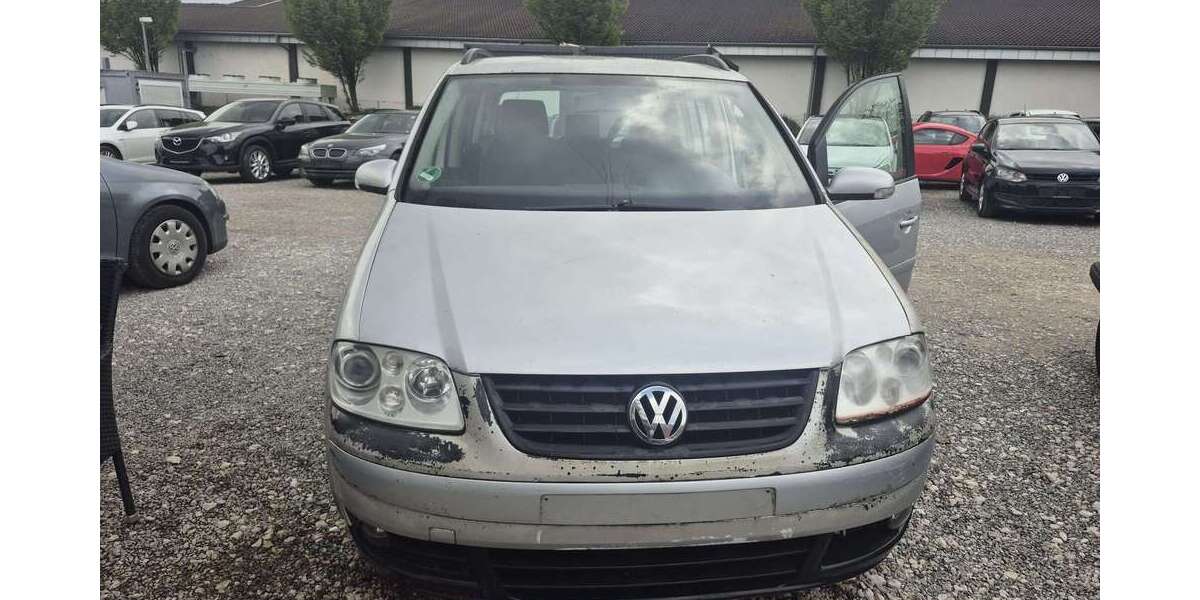 VW Touran 260.000 km 900 &euro; Reutlingen 72760