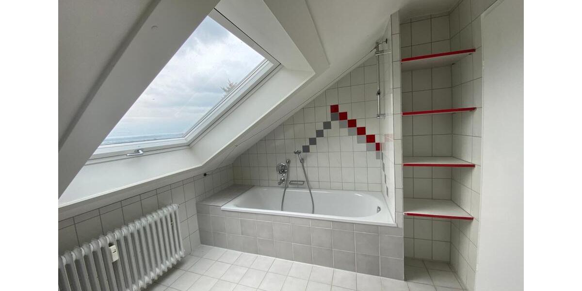 Dachgeschoßwohnung Markdorf - 2.5 Zimmer, 920&euro; | Angebot:22882047