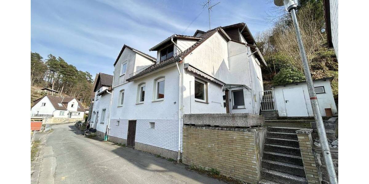 Reihenendhaus Diemelstadt-Wrexen Wrexen - 7 Zimmer, 159 m&sup2;, 125.000&euro; | Angebot:26257921