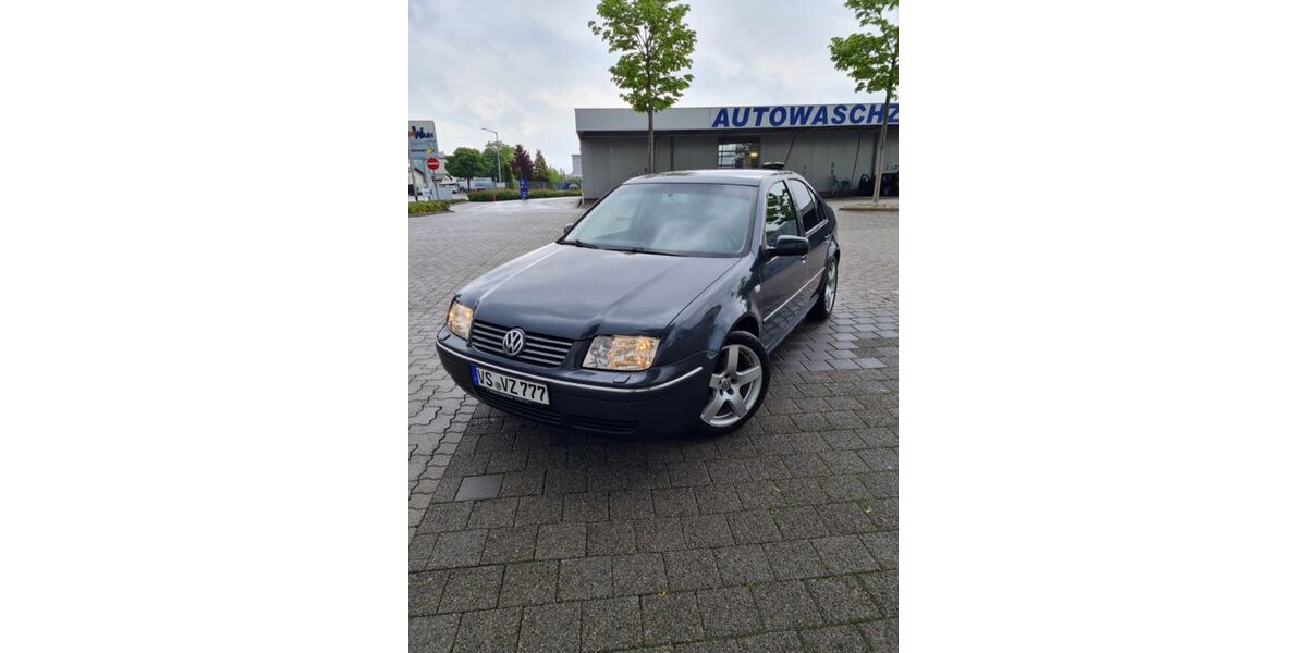 VW Bora 279.777 km 4.370 &euro; Villingen-Schwenningen 78048