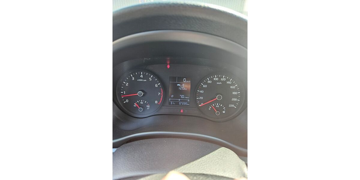Kia Rio 87.500 km 10.900 &euro; Hasbergen 49205