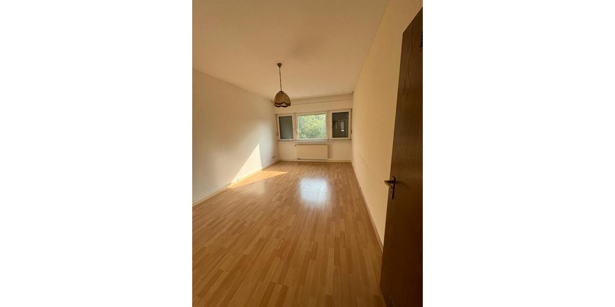 Etagenwohnung Völklingen - 2 Zimmer, 50 m&sup2;, 400&euro; | Angebot:26381204