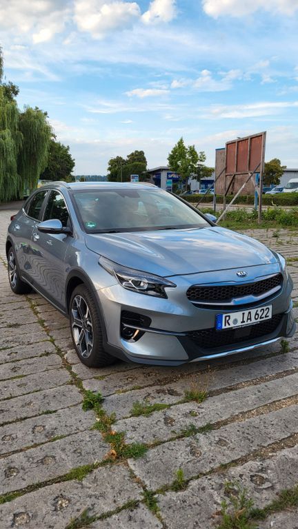 Kia XCeed 66.800 km 16.500 € Regensburg 93047